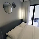 Upper Sea View 아파트 브르사르