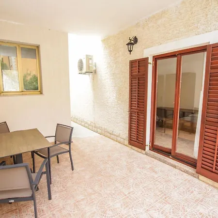 Upper Sea View Apartman