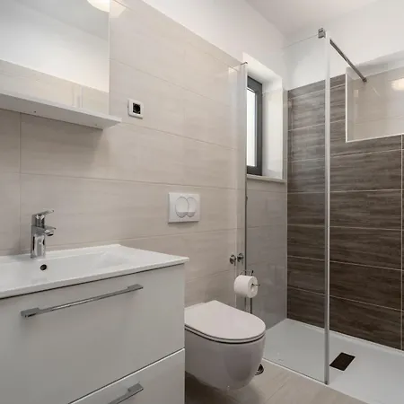 Apartman Upper Sea View *